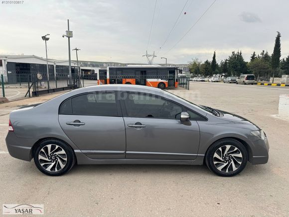 2011 HONDA CİVİC 1.6İ VTEC PREMİUM DÜŞÜK KM