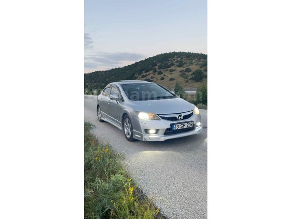 Sahibinden Honda Civic 1.6i VTEC Elegance 2010 Model 
