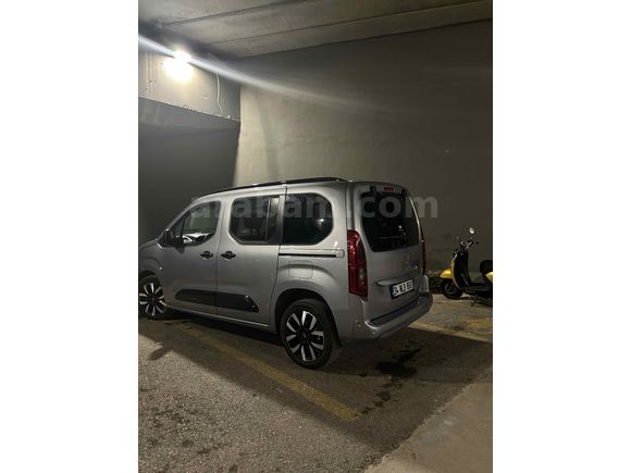 Sahibinden Opel Combo 1.5 CDTI Ultimate 2025 Model 