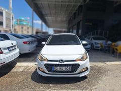 Sahibinden Hyundai i20 1.2 MPI Style 2015 Model  296.000 km Beyaz