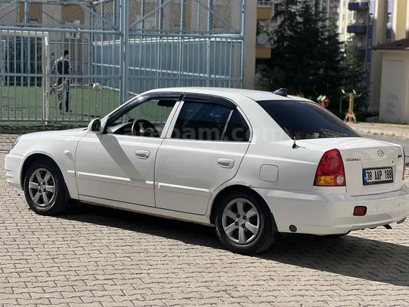 Sahibinden Hyundai Accent 1.6 Admire 2006 Model 