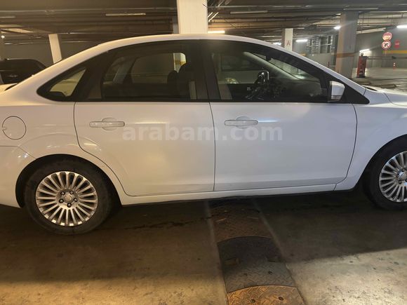 Sahibinden Ford Focus 1.6 Titanium 2010 Model 