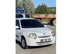 DEĞİŞENSİZ - KLİMALI - TÜM AĞIR BAKIMLARI SIFIR YAPILI 2000 CLIO