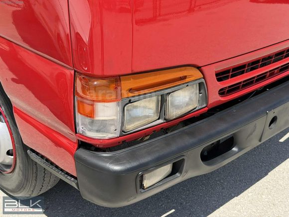 ISUZU YETKİLİ SERVİSİN'DEN 2004 NPR KUSURSUZ ŞASE