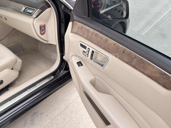 2015 MODEL MERCEDES E180 EDİTİON E CAM TAVAN 168 BİN KM HATASIZ