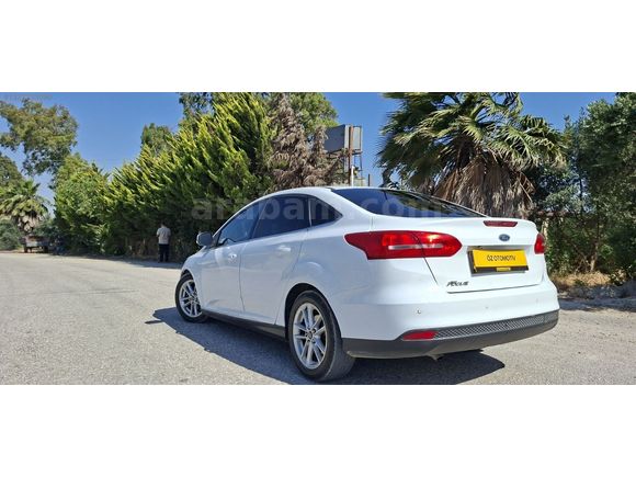 FORD FOCUS 2017 ÇIKIŞLI HASARSIZ BAKIMLI EKSPERTİZLİ