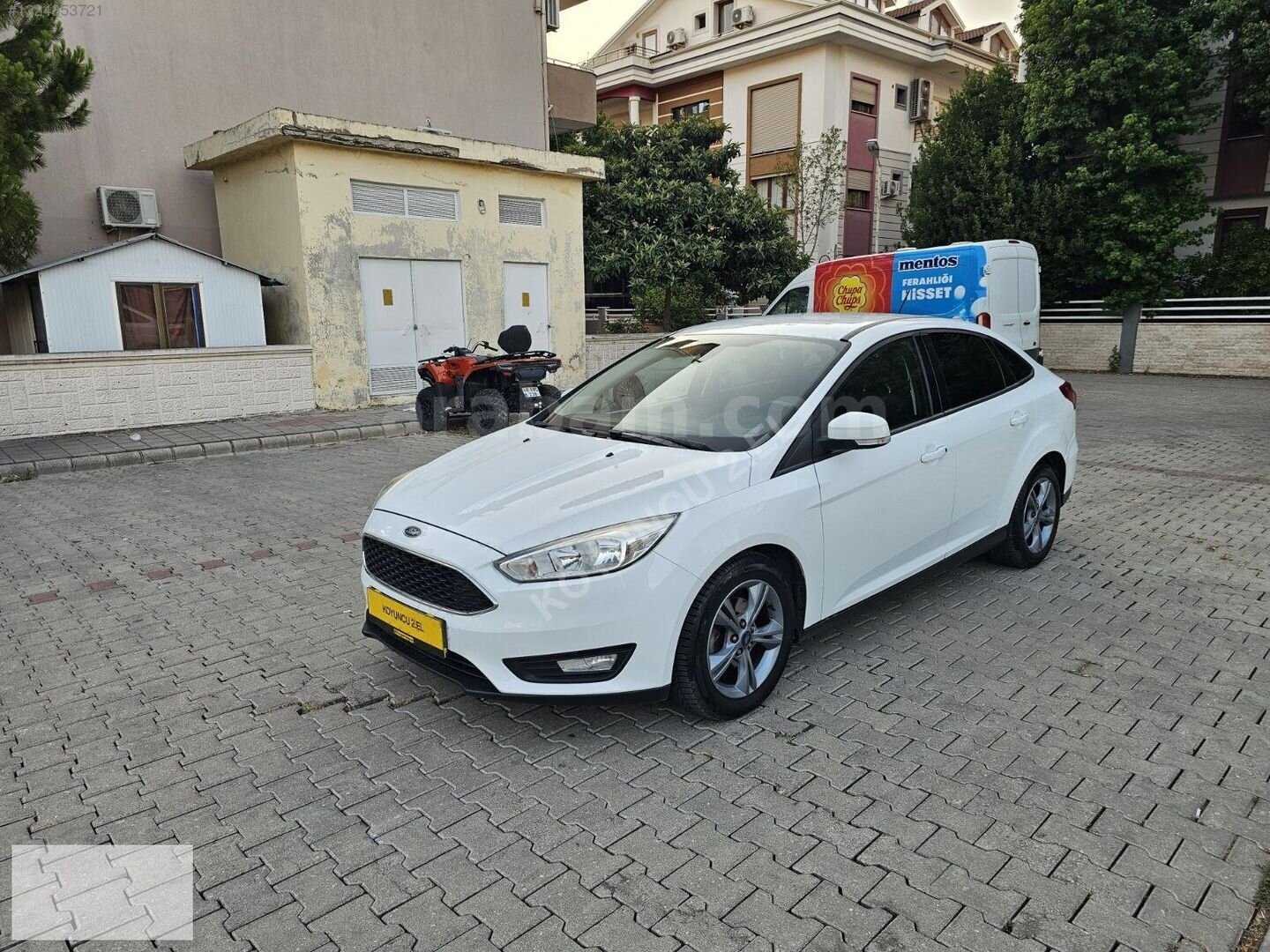 Galeriden Ford Focus 1.5 TDCi Style 2018 Model Muğla 44.000 km Beyaz 3