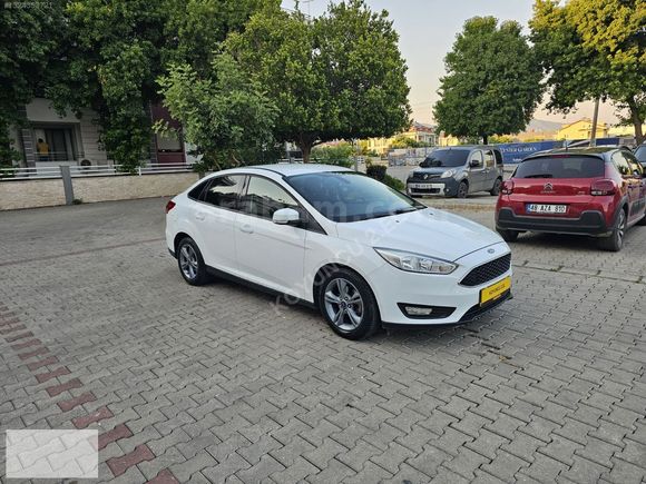 FOCUS %100 ORJİNAL EMSALSİZ BOYASIZ KAZASIZ ÇOK TEMİZ 44 BİNDE