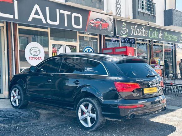 İLCİ OTOMOTİV'DEN 2011 MODEL Q7 QUATTRO KM 313 BİNDE