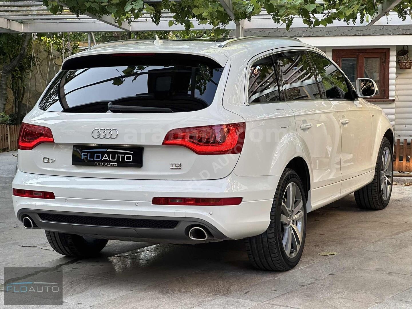 Galeriden Audi Q7 3.0 TDI Quattro 2012 Model İstanbul 147.000 km Beyaz 6