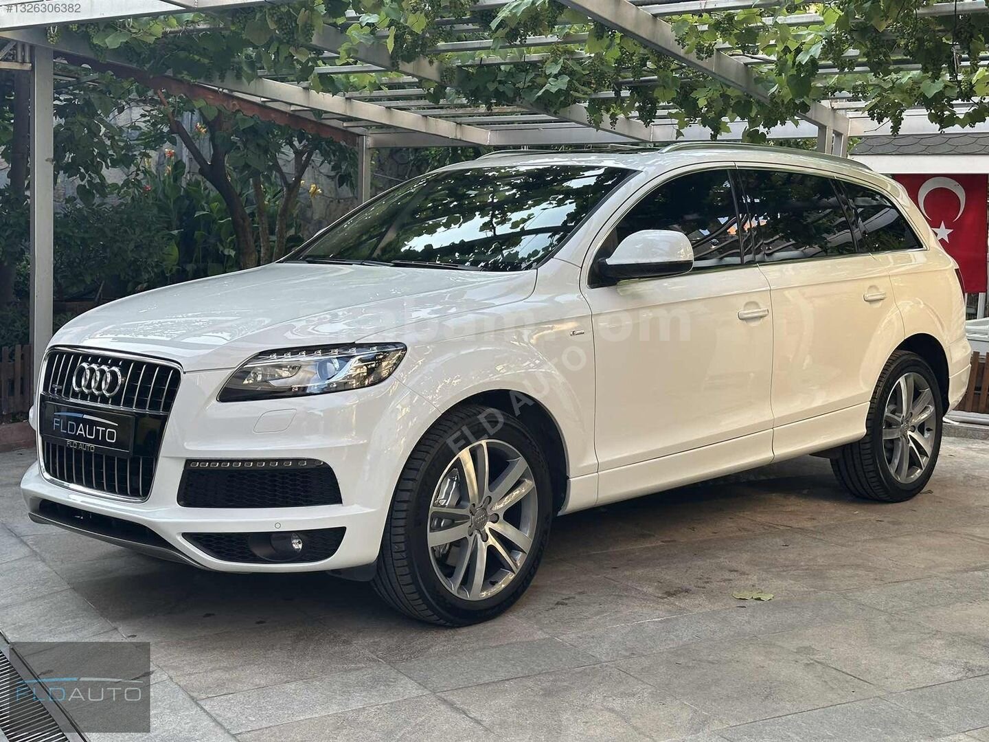 Galeriden Audi Q7 3.0 TDI Quattro 2012 Model İstanbul 147.000 km Beyaz 7