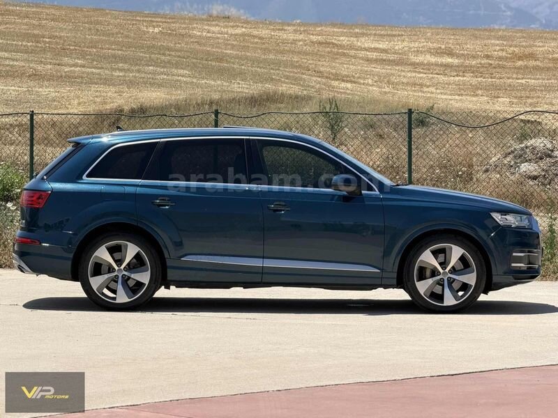 VİP MOTORS DAN HATASIZ BOYASIZ DEĞİŞENSİZ 125 BİN KM DE Q7 6