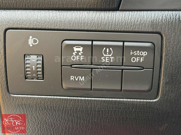 HATASZ 2014 MAZDA 3 1.5 SKYACTİVE OTOMATİK-K.ISITMA-G.GÖRÜŞ-AZKM