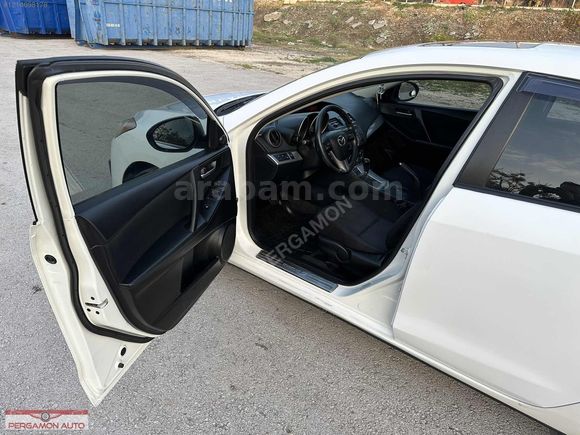 \\2011\\Orjinal\\Değişensiz\\En Dolu Paket Mazda3