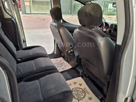 2011 CİTROÊN BERLİNGO 1.6 HDI 92 HP MULTISPACE