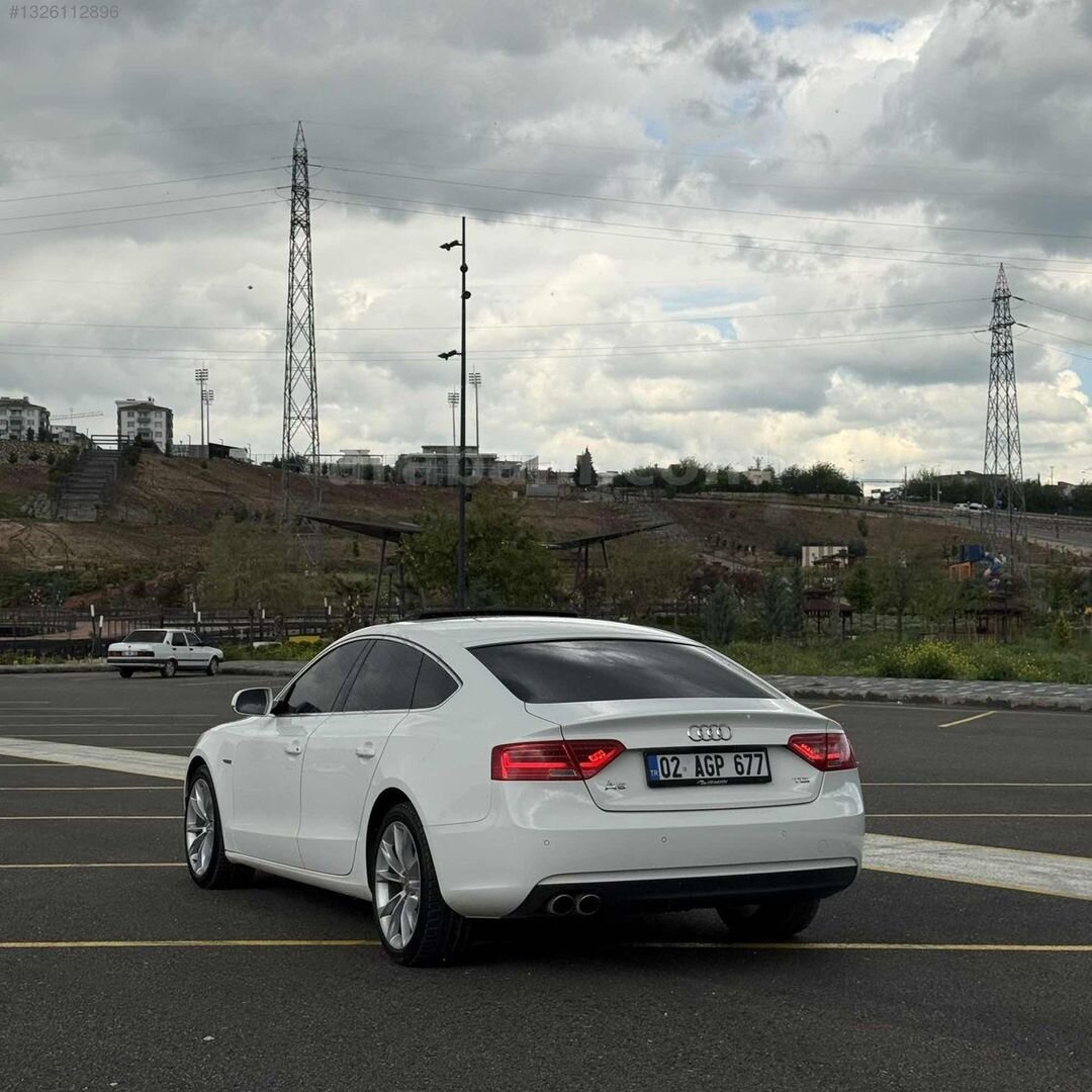 Galeriden Audi A5 Sportback 2.0 TDI 2014 Model Adıyaman 156.000 km Beyaz 6