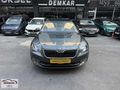 Demkar otomotiv den cam tavanlı Superb