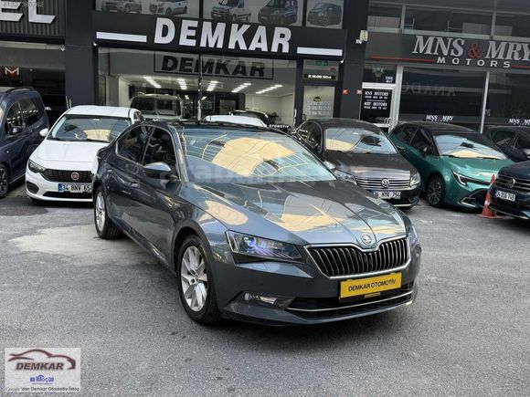 Demkar otomotiv den cam tavanlı Superb