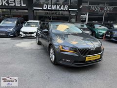 Demkar otomotiv den cam tavanlı Superb