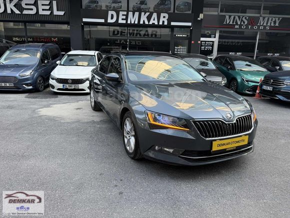 Demkar otomotiv den cam tavanlı Superb