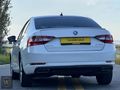 2015 MODEL 1.6 TDI GreenTec SKODA SUPERB STYLE
