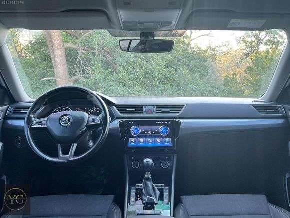 2015 MODEL 1.6 TDI GreenTec SKODA SUPERB STYLE