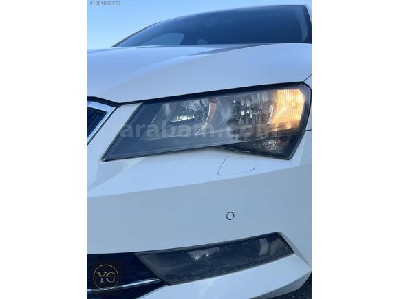 2015 MODEL 1.6 TDI GreenTec SKODA SUPERB STYLE