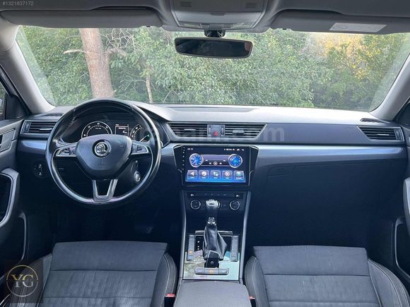 2015 MODEL 1.6 TDI GreenTec SKODA SUPERB STYLE