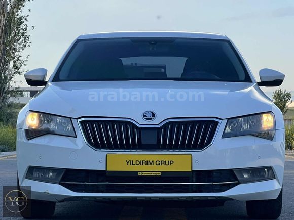 2015 MODEL 1.6 TDI GreenTec SKODA SUPERB STYLE