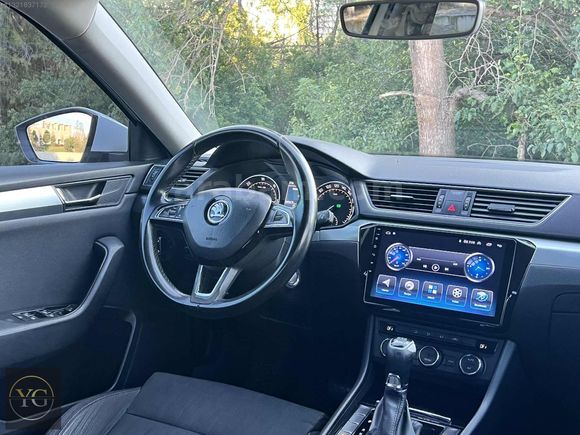 2015 MODEL 1.6 TDI GreenTec SKODA SUPERB STYLE