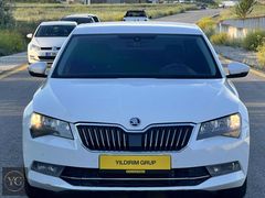 2015 MODEL 1.6 TDI GreenTec SKODA SUPERB STYLE