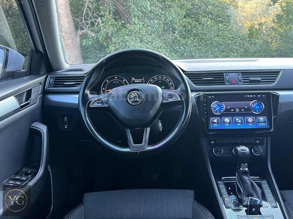 2015 MODEL 1.6 TDI GreenTec SKODA SUPERB STYLE