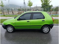 Sahibinden Fiat Palio 1.4 EL 2000 Model  230.000 km Yeşil.  takas olur