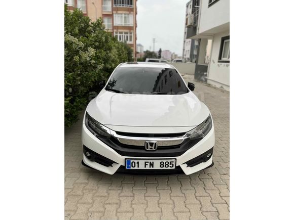 Memurdan Honda Civic 1.6i VTEC Eco Executive 2017 Model 