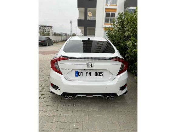 Memurdan Honda Civic 1.6i VTEC Eco Executive 2017 Model 