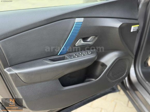 2023 CİTROEN E-C4 X ELEKTİRİKLİ 82.000 KM DE HATASIZ BOYASIZ