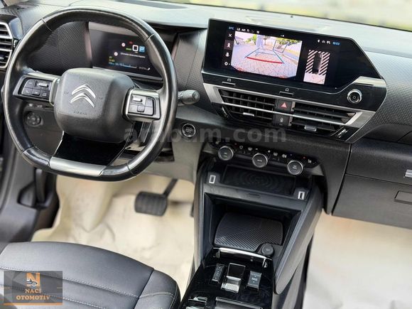 2023 CİTROEN E-C4 X ELEKTİRİKLİ 82.000 KM DE HATASIZ BOYASIZ