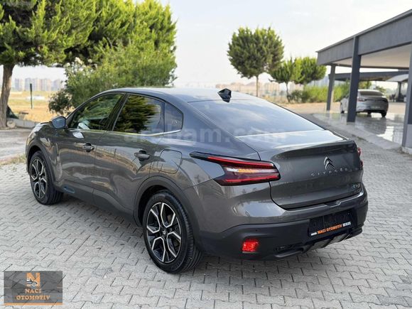 2023 CİTROEN E-C4 X ELEKTİRİKLİ 82.000 KM DE HATASIZ BOYASIZ