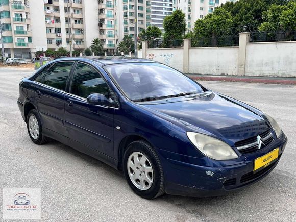 Adil' den 2003 MODEL OTOMATİK VİTES C5 2.0 SX PAKET