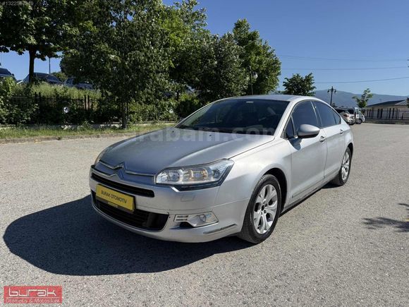 BURAK OTOMOTİV'DEN 2013 CİTROEN C5 1.6 E-HDİ DYNAMİQUE ORJINAL