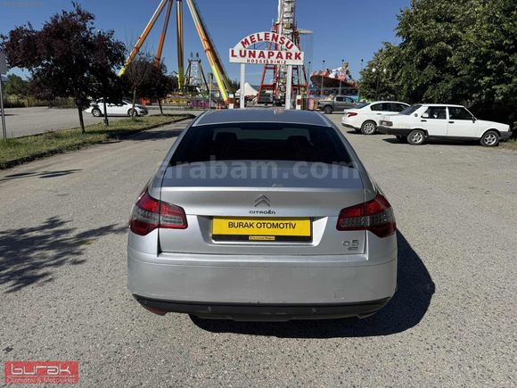BURAK OTOMOTİV'DEN 2013 CİTROEN C5 1.6 E-HDİ DYNAMİQUE ORJINAL