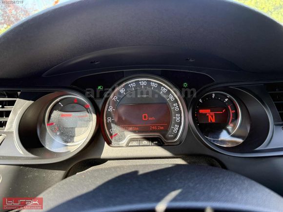 BURAK OTOMOTİV'DEN 2013 CİTROEN C5 1.6 E-HDİ DYNAMİQUE ORJINAL