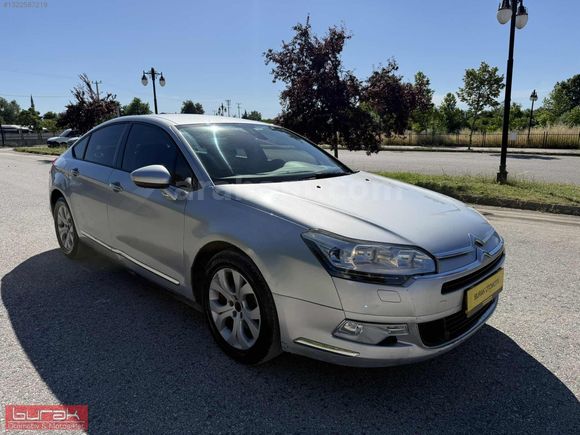 BURAK OTOMOTİV'DEN 2013 CİTROEN C5 1.6 E-HDİ DYNAMİQUE ORJINAL