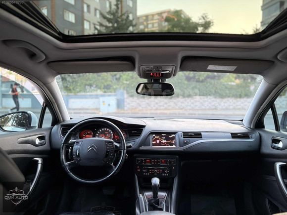 CMK AUTO 2015 C5 E-HDI EXECUTİVE 1.5 LOKAL EMSALSİZ TEMİZLİK