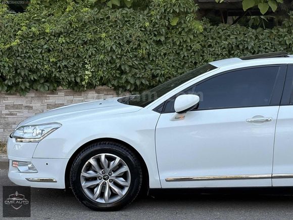 CMK AUTO 2015 C5 E-HDI EXECUTİVE 1.5 LOKAL EMSALSİZ TEMİZLİK