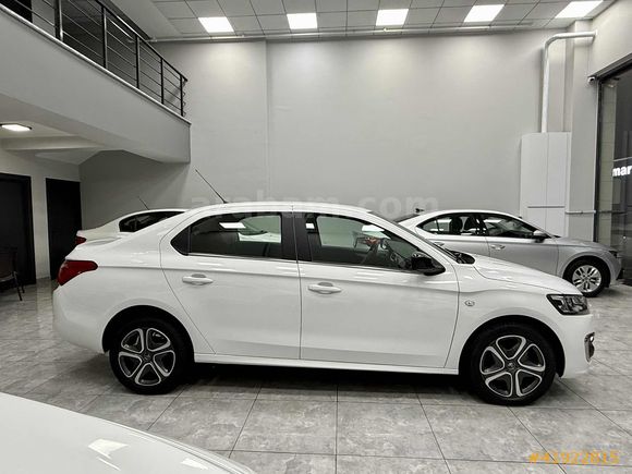 İLK ELDEN BOYASIZ TRAMERSİZ 2022 C-ELYSEE 1.5 BLUEHDI FEEL 100HP