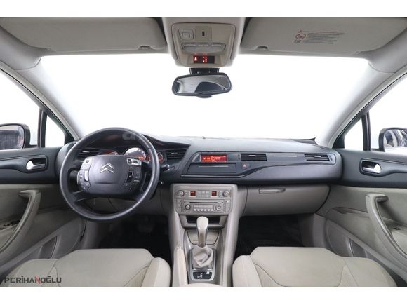 2012 C5 E HDİ DYNAMİQUE SUNROOF İÇİ BEJ BAKIMLARI TAM TERTEMİZ.