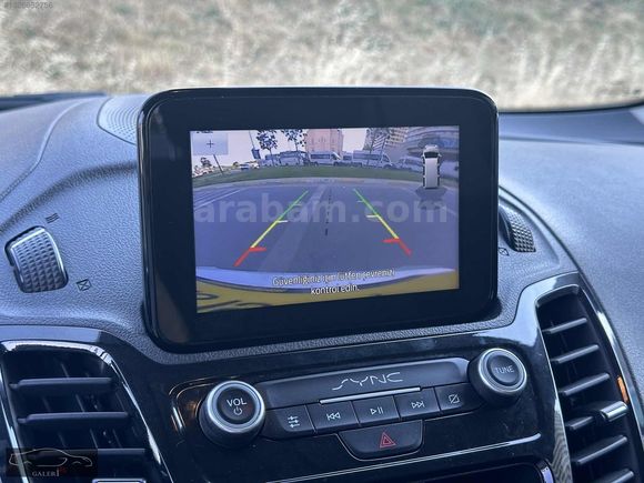 GALERİ 25'DEN 2020 MODEL OTOMATİK CONNECT 1.5 TİTANİUM