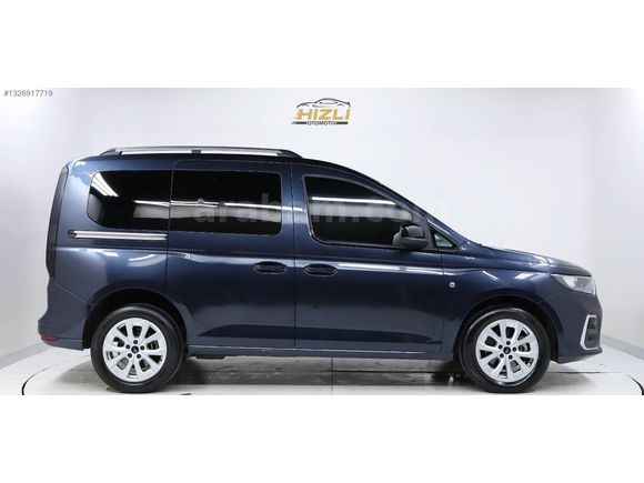 HIZLI'DAN FORD CONNECT TİTANİUM CAM TAVANLI