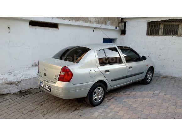 Sahibinden Renault Clio 1.4 2001 Model